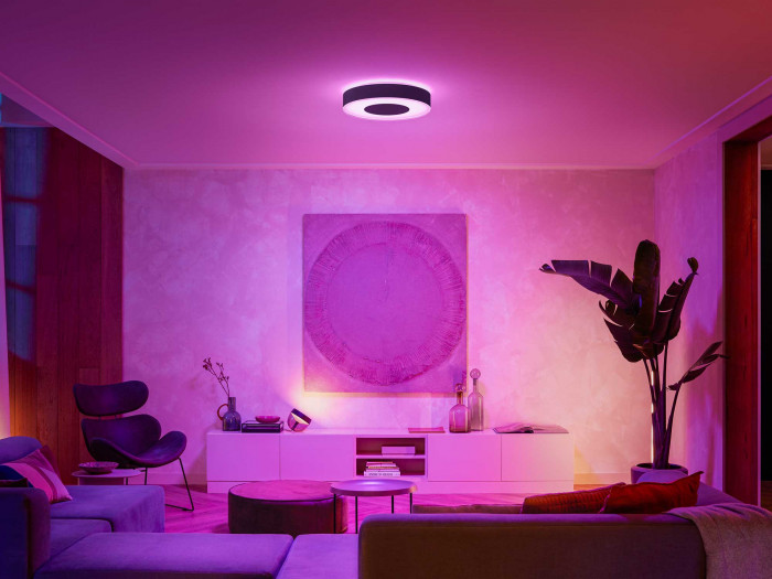 Philips Hue Infuse Deckenleuchte (Bild: Signify)